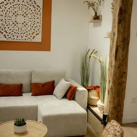 La Halte De La Tour Warcq